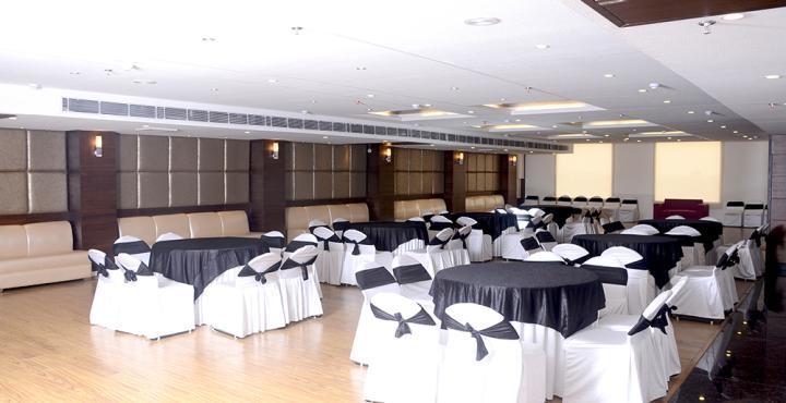 Tulip Inn Zirakpur Extérieur photo