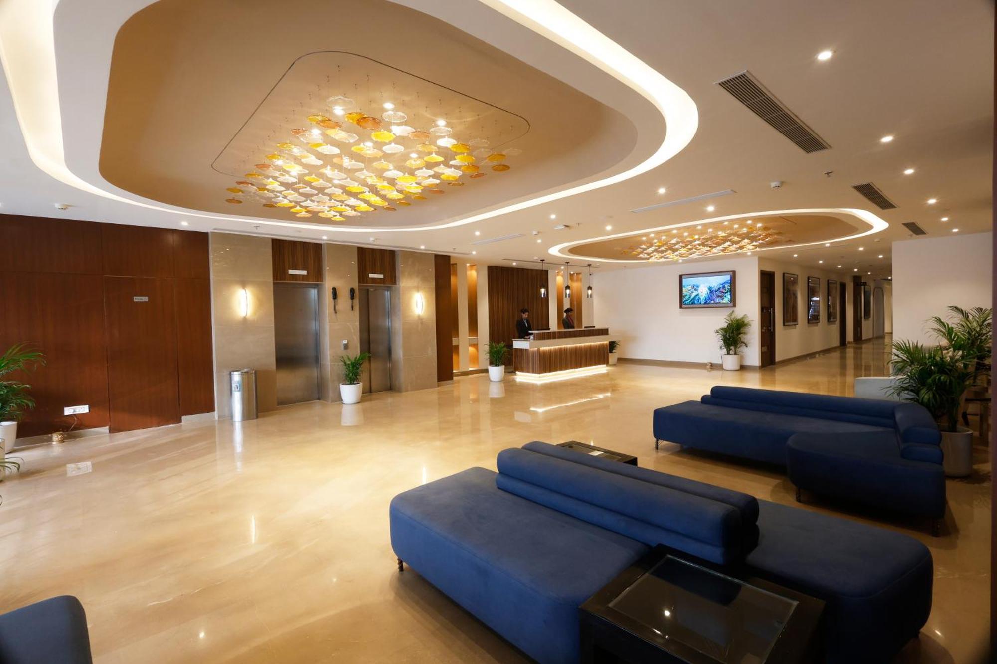 Tulip Inn Zirakpur Extérieur photo