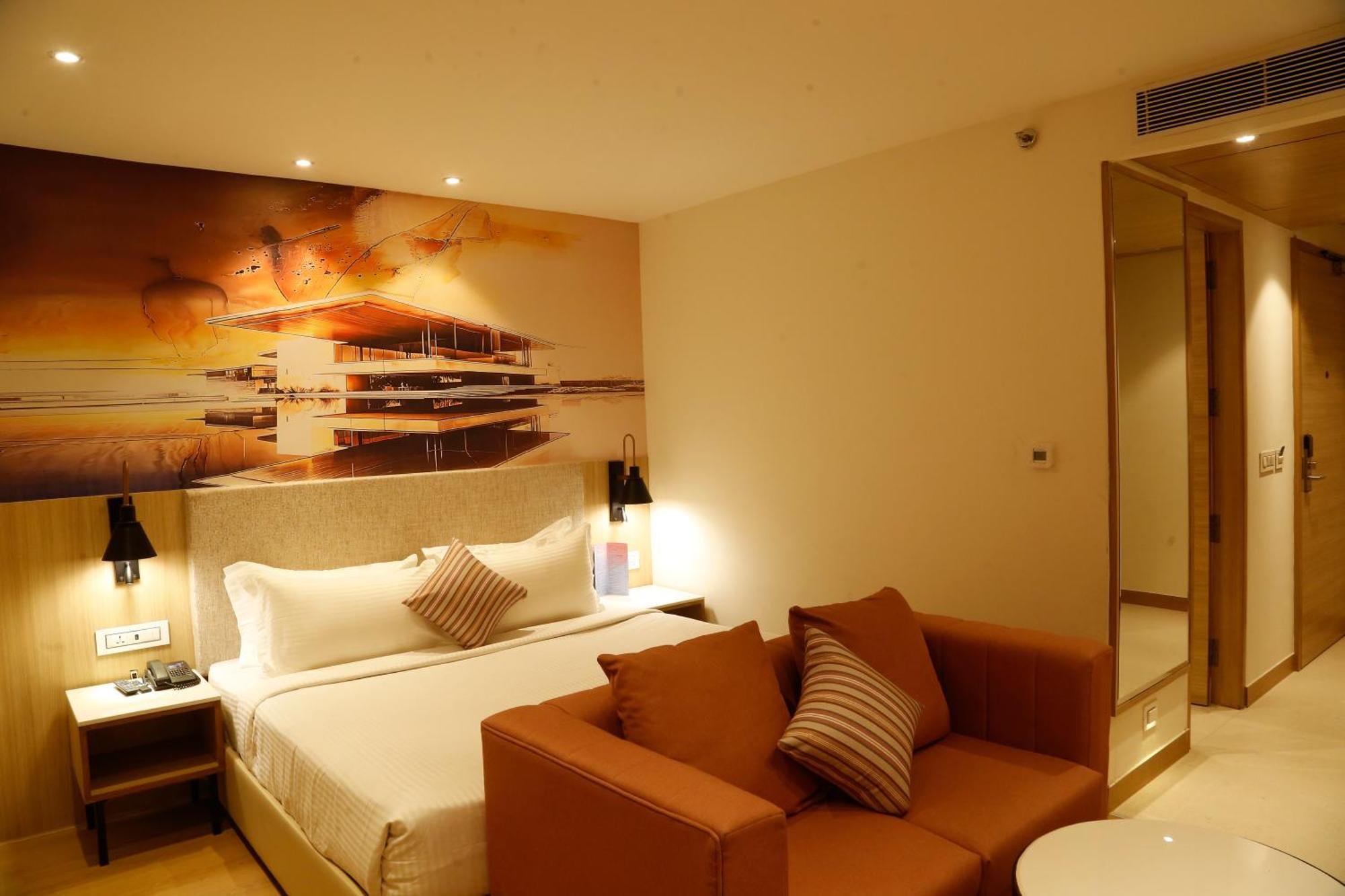 Tulip Inn Zirakpur Extérieur photo