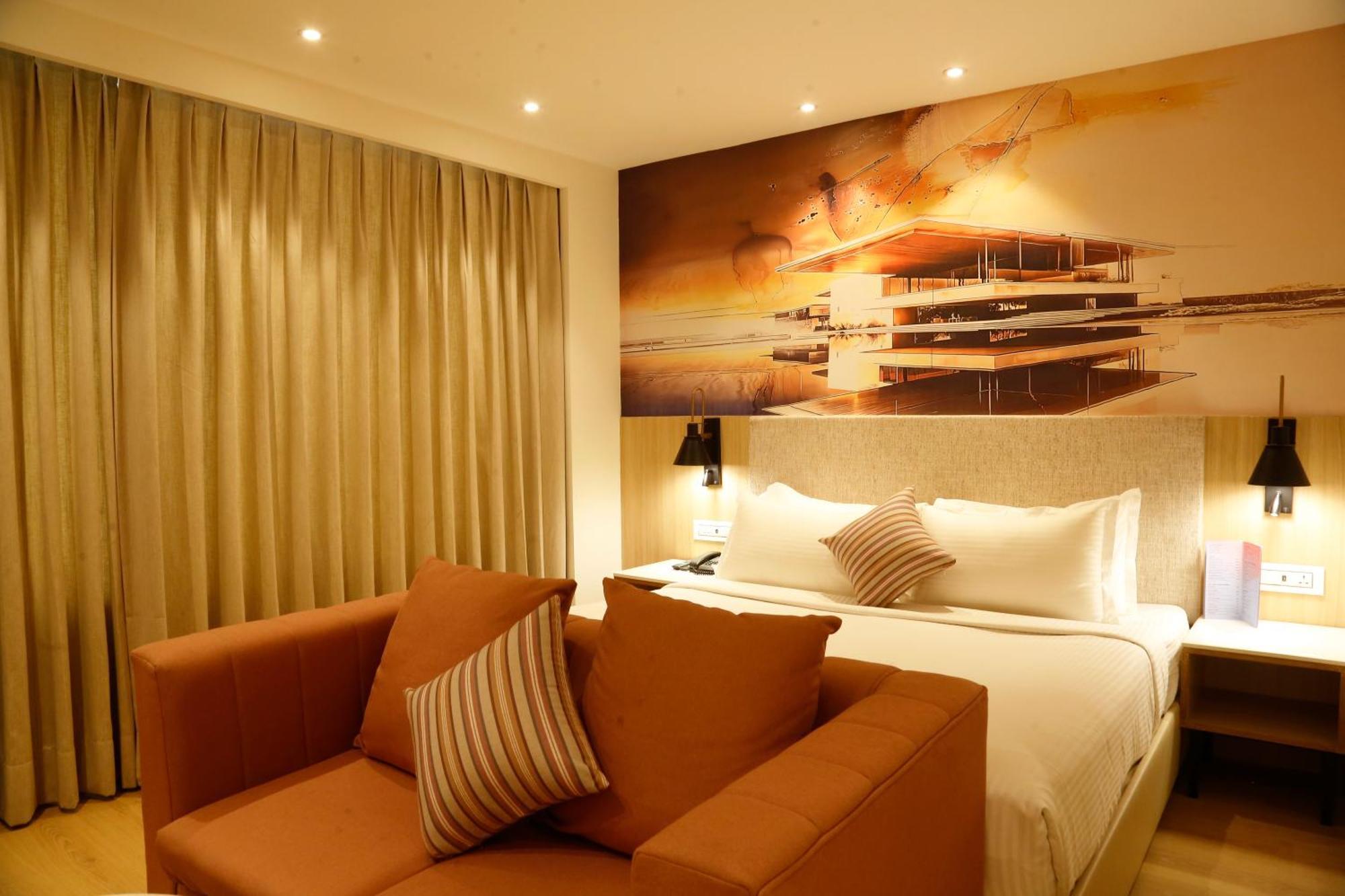Tulip Inn Zirakpur Extérieur photo